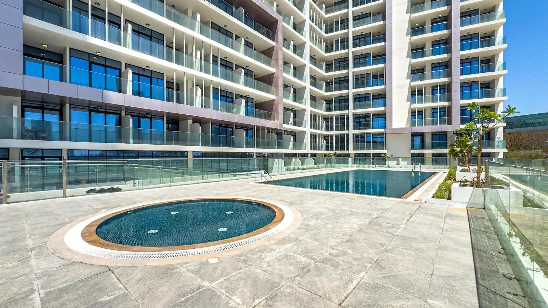 Sleek & Modern 1Bdr - Huge Balcony - 3 Min Walk To Adgm - Cleveland - Galleria - Upgraded 아부다비 아랍에미리트