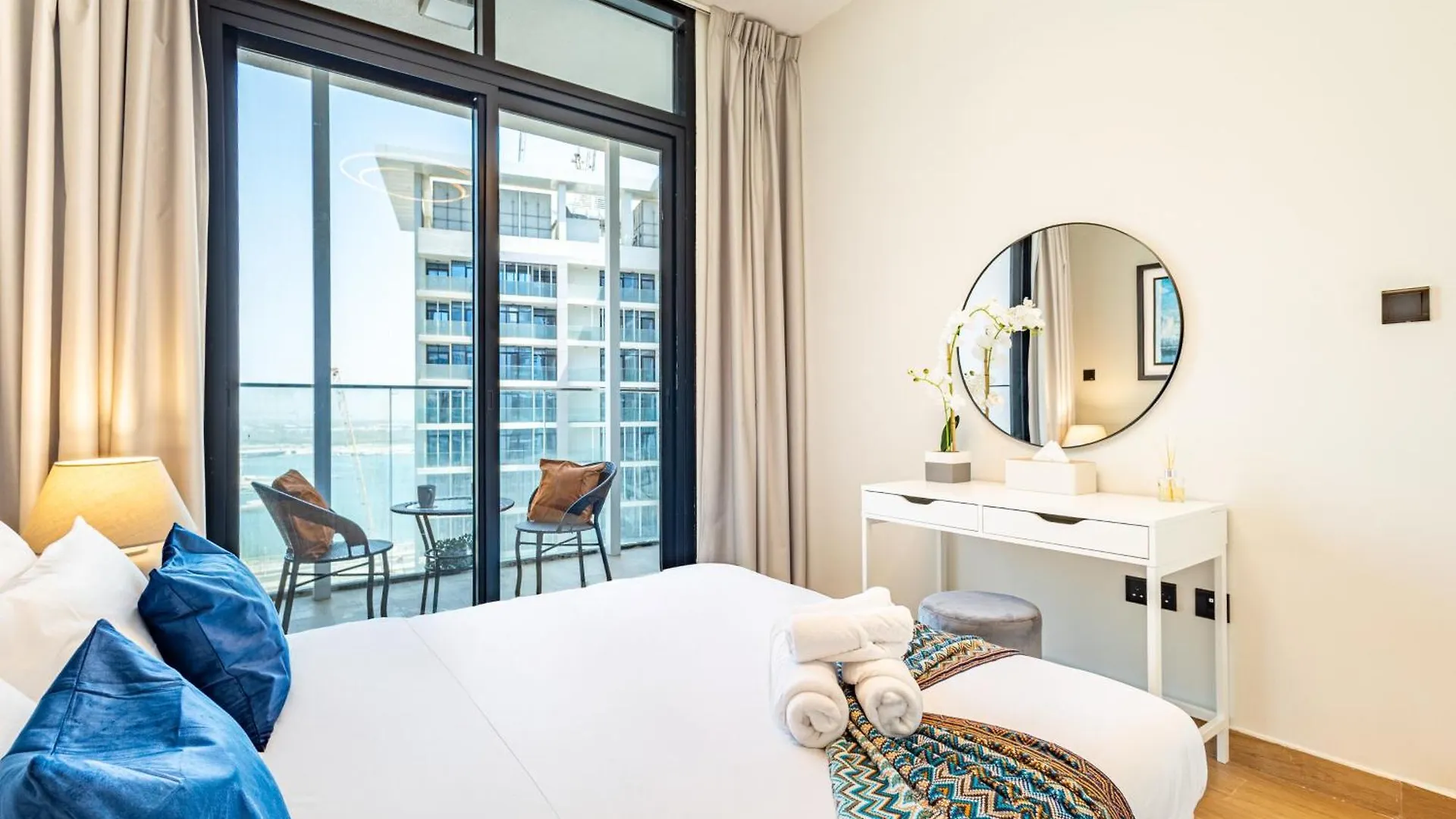 아파트 Sleek & Modern 1Bdr - Huge Balcony - 3 Min Walk To Adgm - Cleveland - Galleria - Upgraded 아부다비 아랍에미리트
