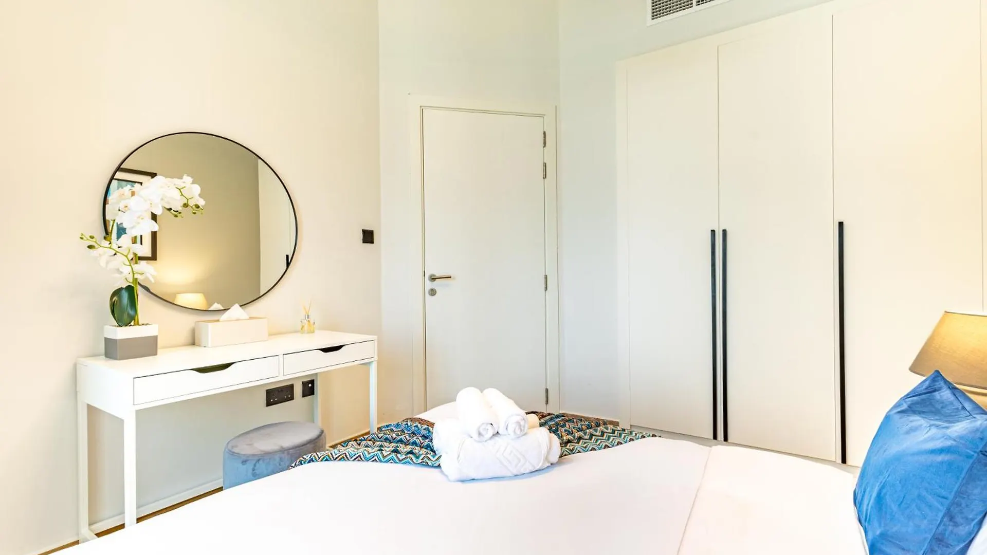 아파트 Sleek & Modern 1Bdr - Huge Balcony - 3 Min Walk To Adgm - Cleveland - Galleria - Upgraded 아부다비