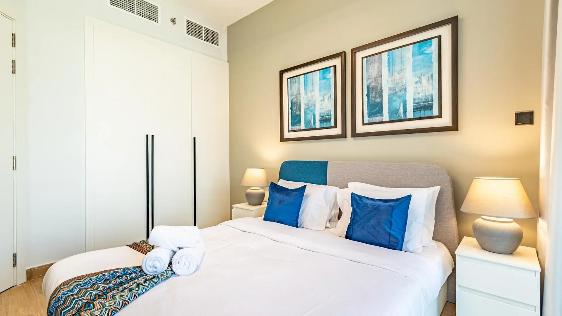 Sleek & Modern 1Bdr - Huge Balcony - 3 Min Walk To Adgm - Cleveland - Galleria - Upgraded 아부다비 0*,  아랍에미리트